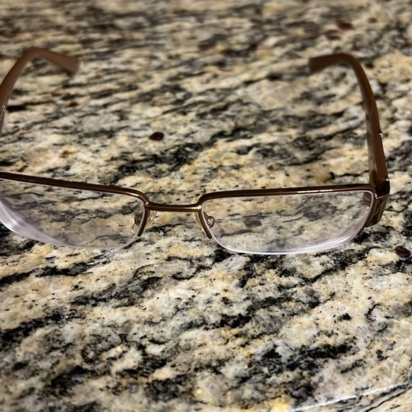 NEW Gucci eyeglasses with case - Picture 4 of 7